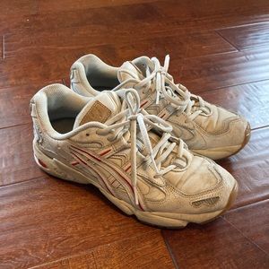Distressed look ASICS Sneakers